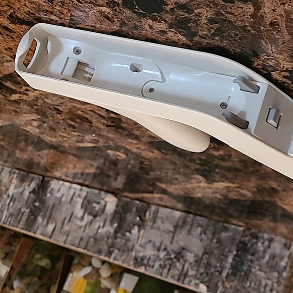 Wii Zapper Gun Compatible with Nintendo Wii Remote Controller - Picture 4 of 9